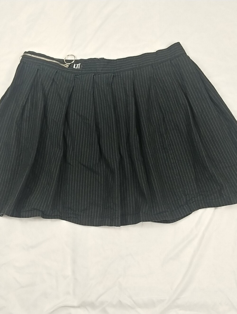 Lit Pinstripe Pleated Mini Skirt Women's Size 22 Black Gray A-Line Streetwear Ba